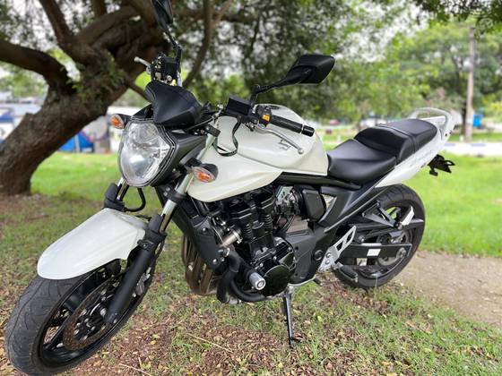 SUZUKI BANDIT 650 SUZUKI BANDIT 650
